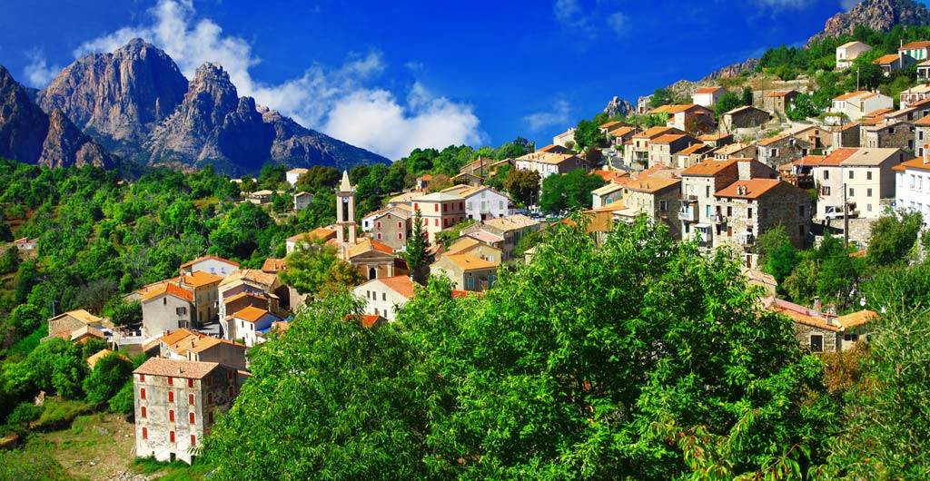 La Corse et ses petits villages intérieurs