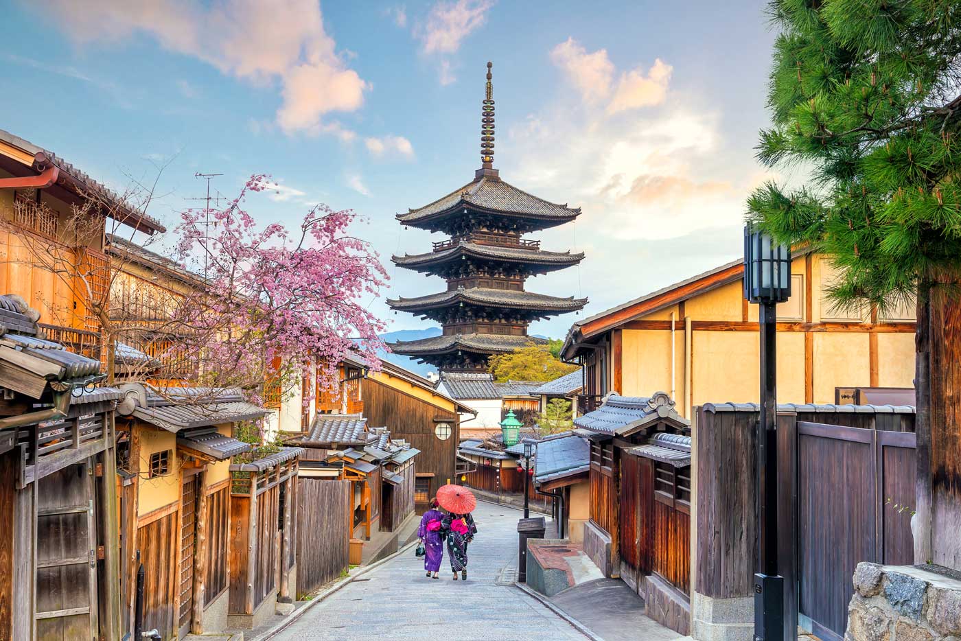 Vieille ville de Kyoto pendant la saison sakura